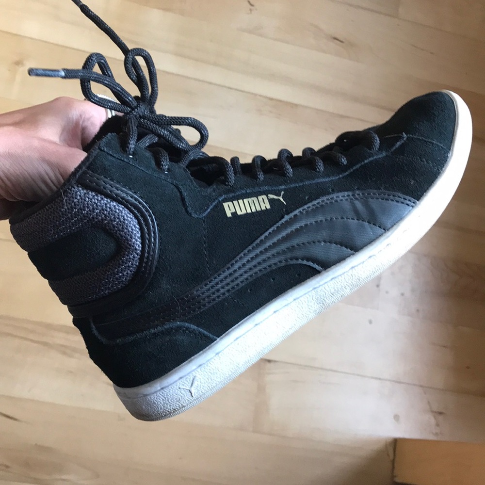 Suede Puma Sneakers